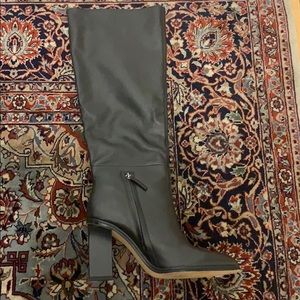 Black Zara zip up boots